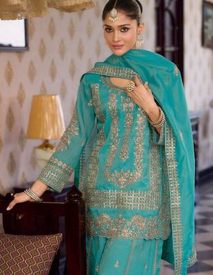 Women Ethnic Motifs Embroidered Sequinned Kurta with Palazzos & With Dupatta 2