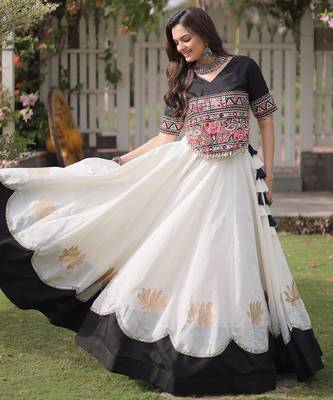 pink chinon Lehenga and top with embroidery & Sequin work 3