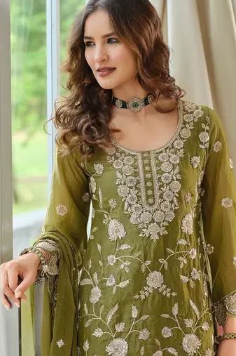 Women Ethnic Motifs Embroidered Thread Work Kurta with Palazzos & With Dupatta