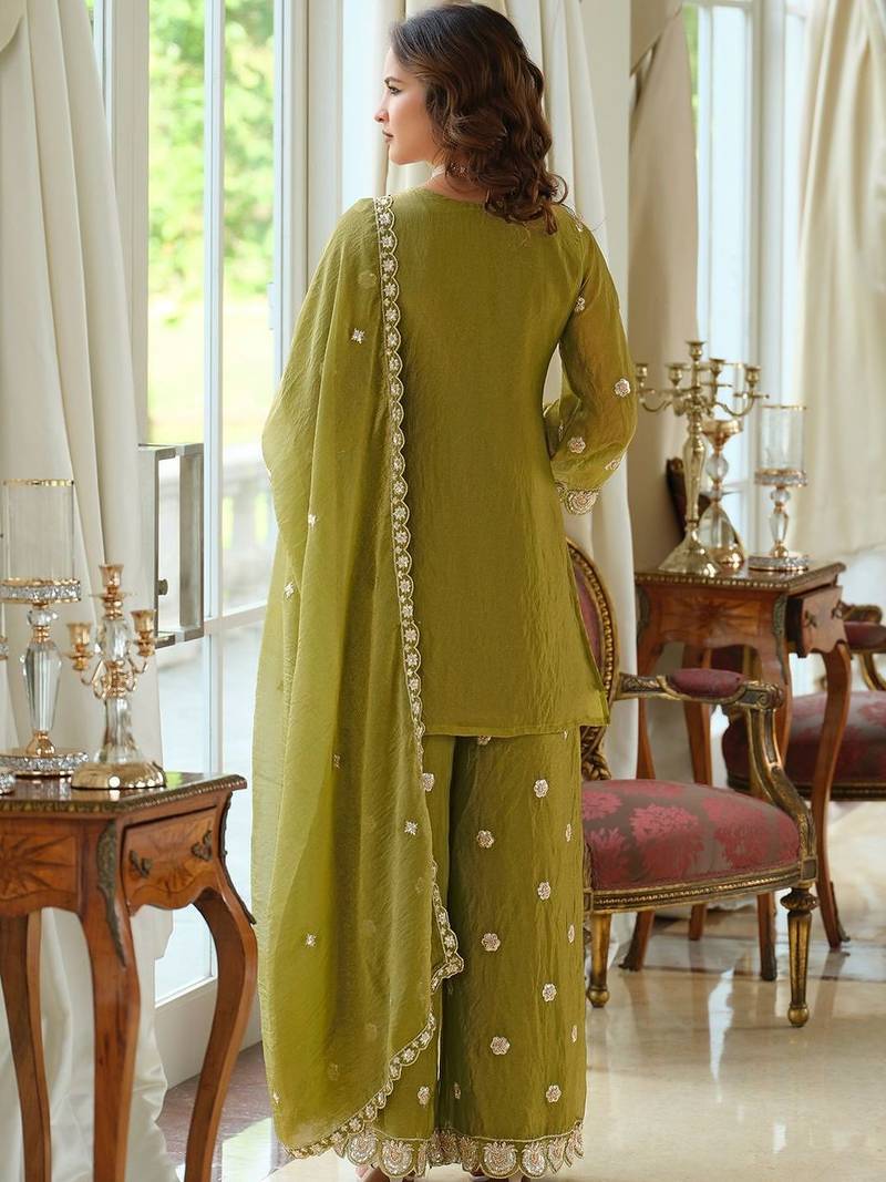 Women Ethnic Motifs Embroidered Thread Work Kurta with Palazzos & With Dupatta