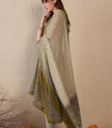 Women Ethnic Motifs Printed Cotton Kurta with Trousers & With Dupatta