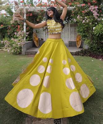 purple silk blend blend Lehenga and top with embroidery & Sequin work 3