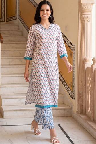 Women Ethnic Motifs Printed Cotton Kurta with Palazzos