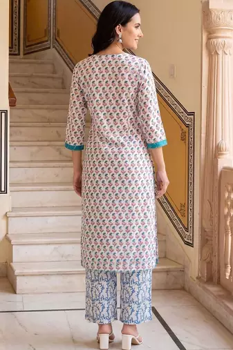 Women Ethnic Motifs Printed Cotton Kurta with Palazzos