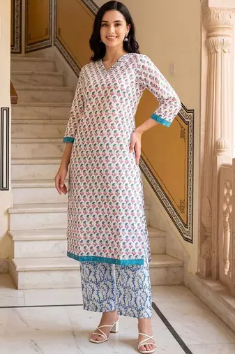 Women Ethnic Motifs Printed Cotton Kurta with Palazzos