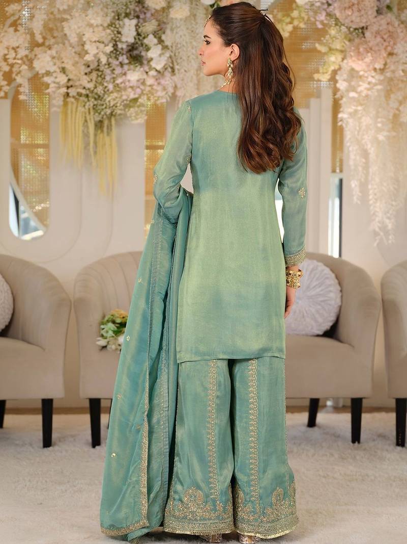 Women Ethnic Motifs Embroidered Thread Work Kurta with Sharara & With Dupatta
