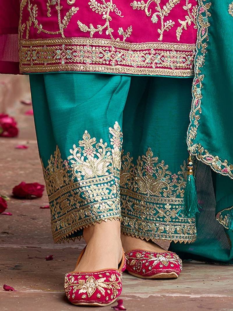 Women Ethnic Motifs Embroidered Thread Work Kurta with Trousers & With Dupatta