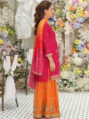 Women Ethnic Motifs Embroidered Thread Work Kurta with Sharara & With Dupatta 3