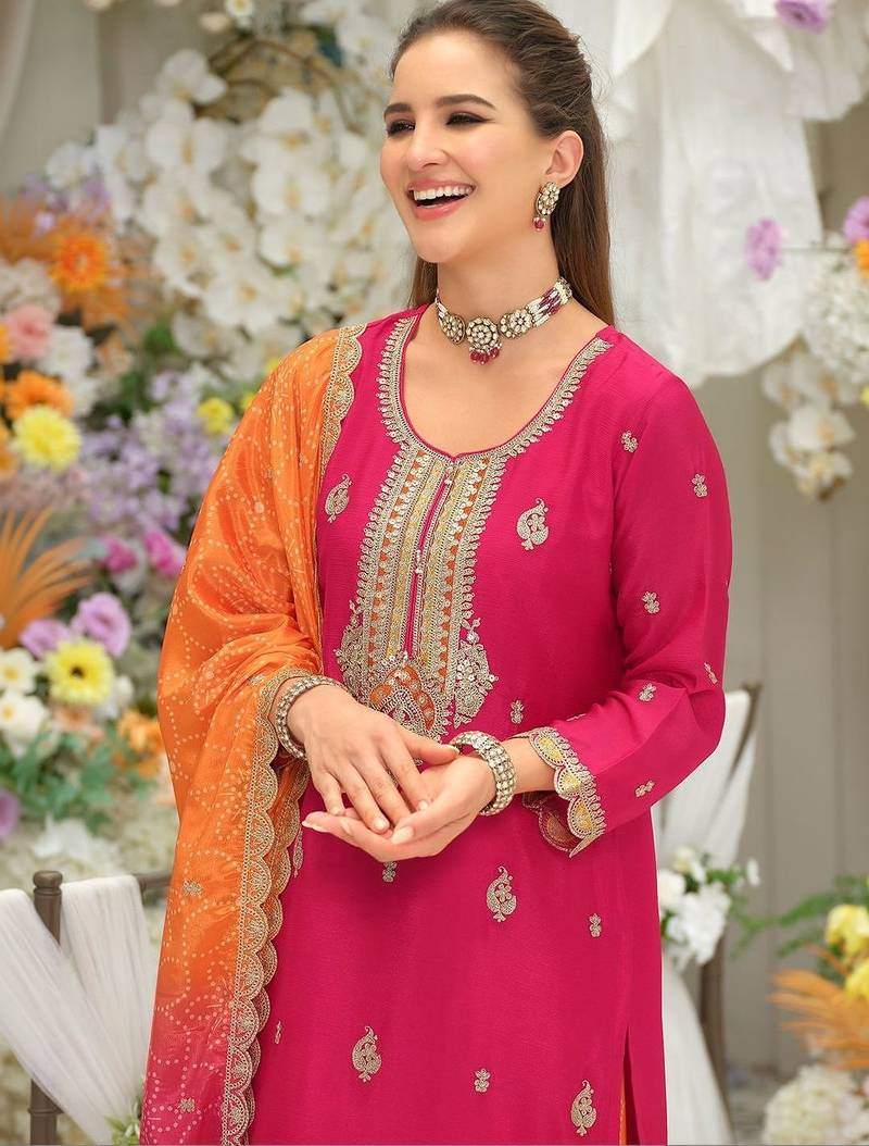 Women Ethnic Motifs Embroidered Thread Work Kurta with Sharara & With Dupatta