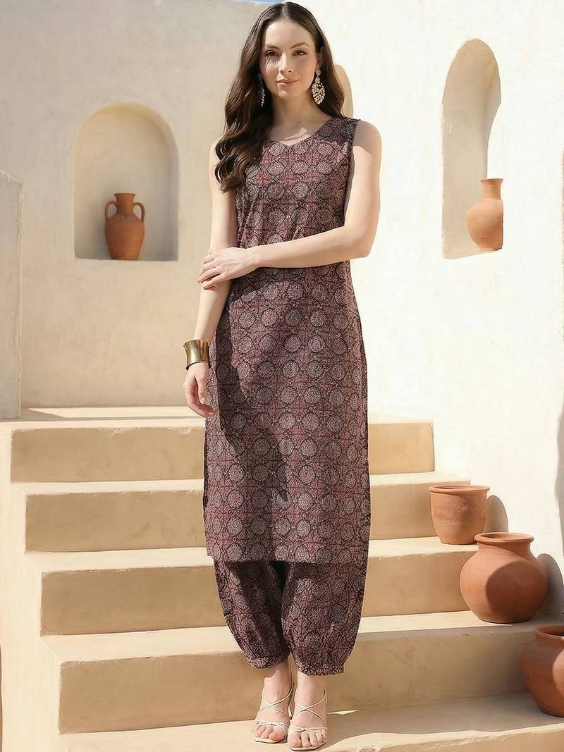 Women Ethnic Motifs Printed Cotton Kurta with Salwar