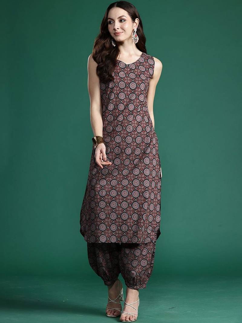 Women Ethnic Motifs Printed Cotton Kurta with Salwar