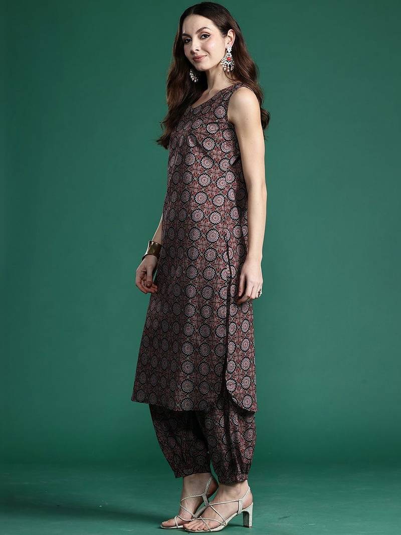 Women Ethnic Motifs Printed Cotton Kurta with Salwar