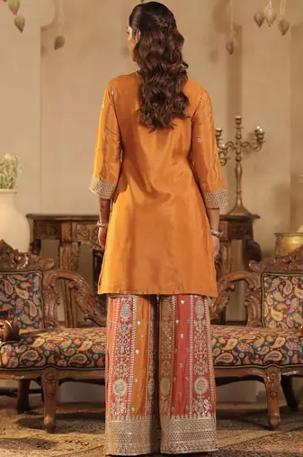 Ethnic Motifs Embroidered Round Neck Zari Straight Kurta & Palazzos With Dupatta