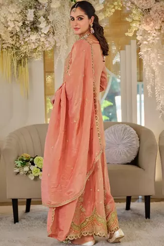 Women Ethnic Motifs Embroidered Thread Work Kurta with Sharara & With Dupatta