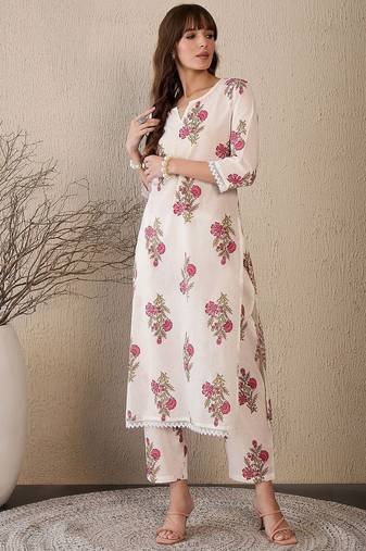 Women Floral Printed Cotton Kurta with Trousers