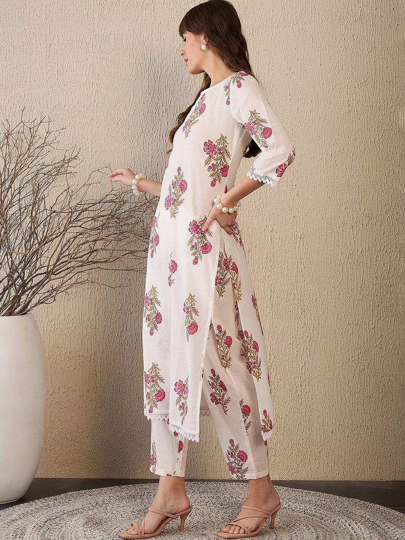 Women Floral Printed Cotton Kurta with Trousers