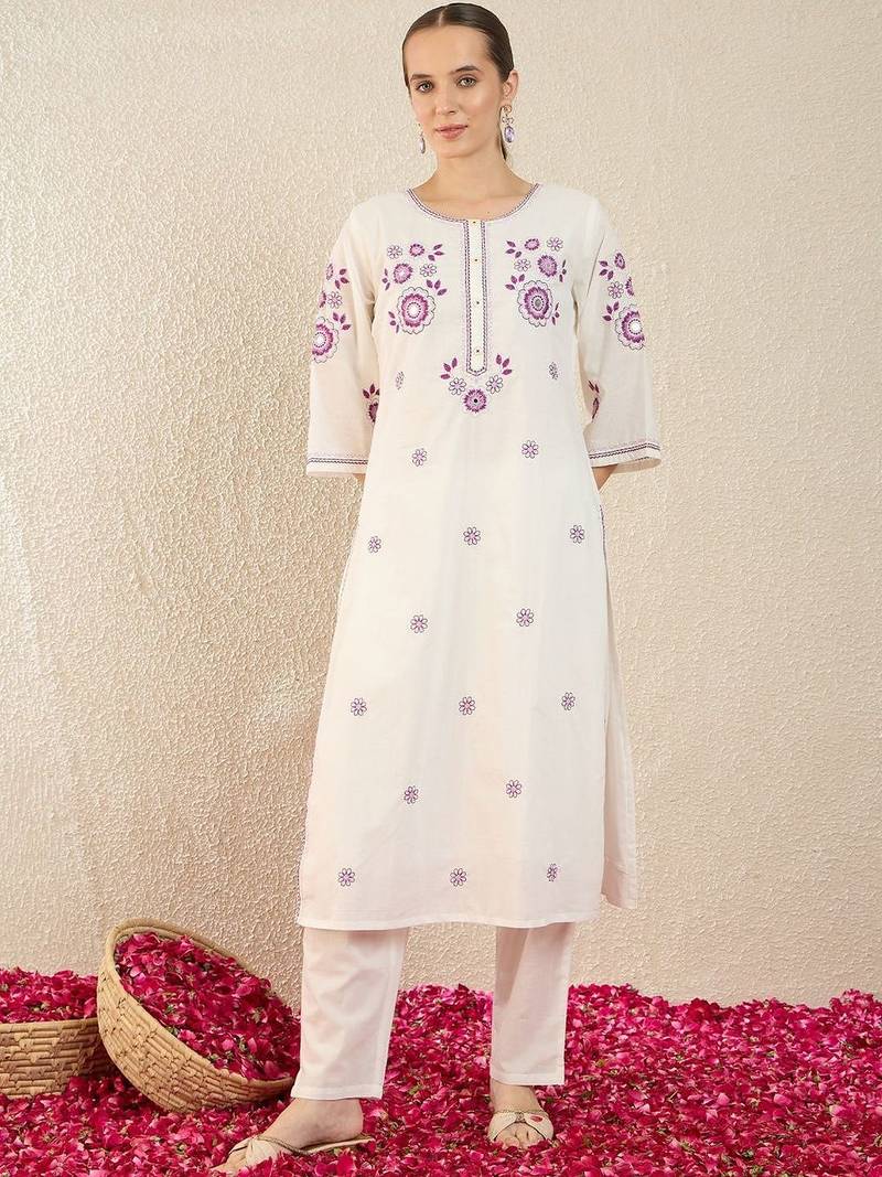 Women Floral Embroidered Thread Work Cotton Kurta with Trousers & With Dupatta