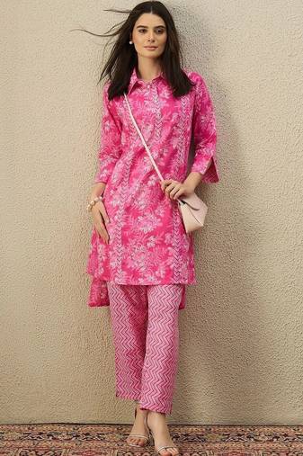 Women Floral Printed Thread Work Cotton Kurta with Trousers