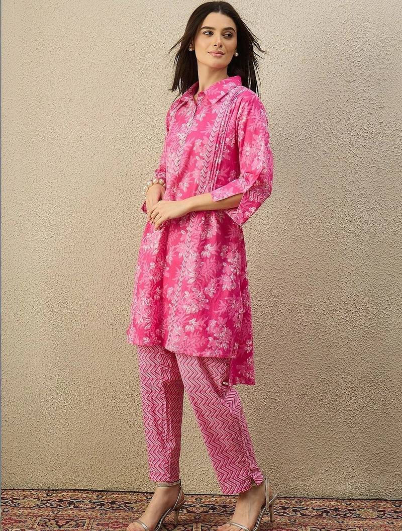 Women Floral Printed Thread Work Cotton Kurta with Trousers