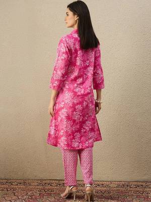 Women Floral Printed Thread Work Cotton Kurta with Trousers 4