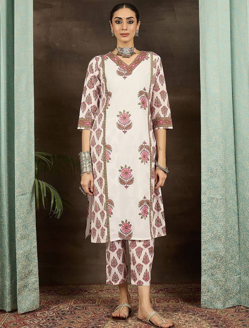 Ethnic Motifs Printed Cotton V-Neck Straight Kurta with Trousers