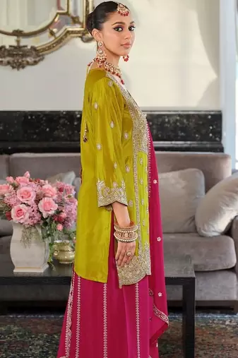 Women Ethnic Motifs Embroidered Thread Work Kurta with Sharara & With Dupatta