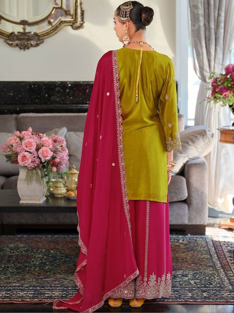 Women Ethnic Motifs Embroidered Thread Work Kurta with Sharara & With Dupatta