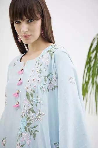 Floral Embroidered Straight Thread Work Cotton Kurta With Trousers & Dupatta