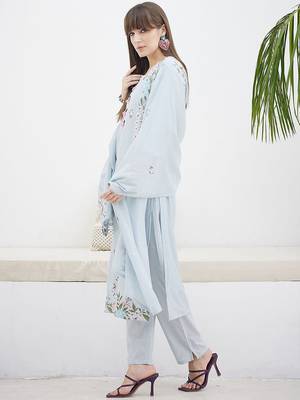 Floral Embroidered Straight Thread Work Cotton Kurta With Trousers & Dupatta 3