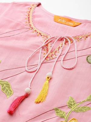 Floral Embroidered Sequinned Kurta with Trousers & Dupatta 2