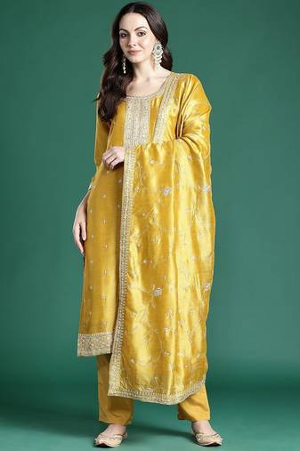 Ethnic Motifs Embroidered Kurta with Trousers & Dupatta