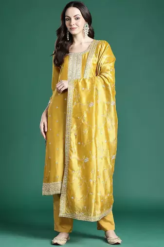 Ethnic Motifs Embroidered Kurta with Trousers & Dupatta