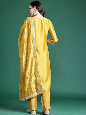 Ethnic Motifs Embroidered Kurta with Trousers & Dupatta 7