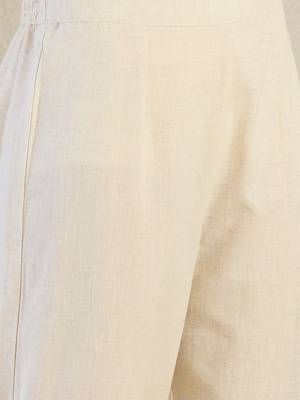 Women Ethnic Motifs Embroidered Kurta with Trousers 4