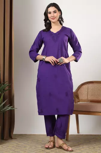 Women purple floral motifs embroidered chikankari cotton ethnic kurta palazzo set
