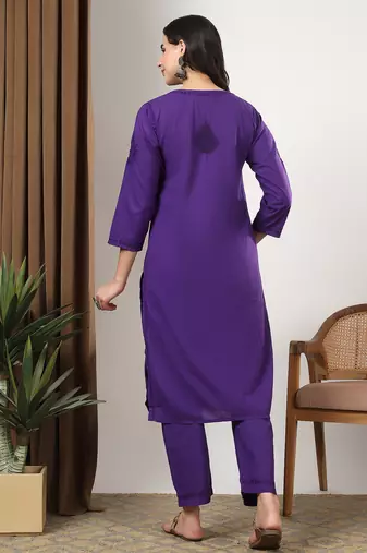 Women purple floral motifs embroidered chikankari cotton ethnic kurta palazzo set