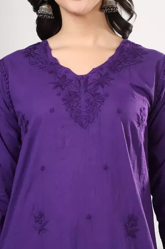 Women purple floral motifs embroidered chikankari cotton ethnic kurta palazzo set