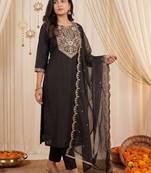 Women Ethnic Motifs Embroidered Thread Work Kurta with Trousers & With Dupatta