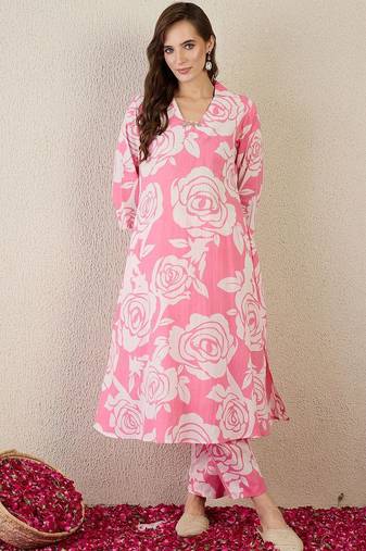 Women Floral Printed Cotton Kurta with Trousers