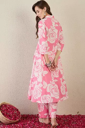 Women Floral Printed Cotton Kurta with Trousers