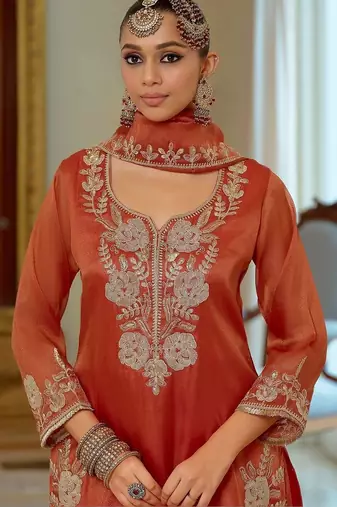 Women Ethnic Motifs Embroidered Thread Work Kurta with Sharara & With Dupatta