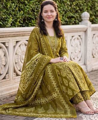 Women Ethnic Motifs Printed Cotton Kurta with Trousers & Dupatta 5