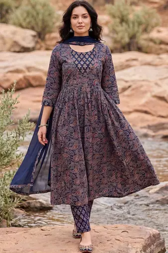 Women Ethnic Motifs Printed Empire Cotton Kurta with Trousers & With Dupatta
