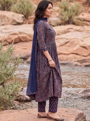 Women Ethnic Motifs Printed Empire Cotton Kurta with Trousers & With Dupatta 6