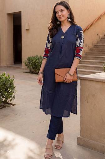 Women Embroidered Pleated Thread Work Cotton Kurta with Trousers