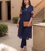 Women Embroidered Pleated Thread Work Cotton Kurta with Trousers