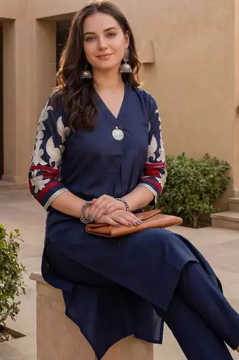 Women Embroidered Pleated Thread Work Cotton Kurta with Trousers