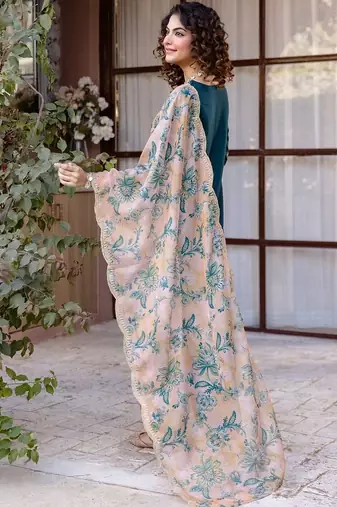 Women Ethnic Motifs Embroidered Thread Work Kurta with Patiala & With Dupatta