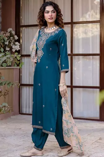 Women Ethnic Motifs Embroidered Thread Work Kurta with Patiala & With Dupatta