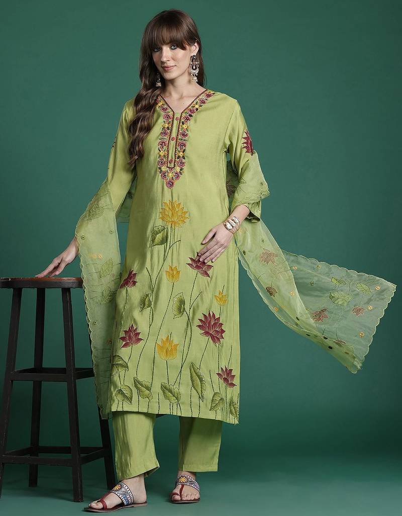 Floral Embroidered Thread Work Kurta with Trousers & With Dupatta